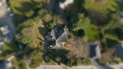 Fabrikantenvilla im Dornröschenschlaf sucht Visionär
