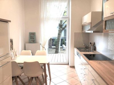 Exklusiv Möblierte 2 Zimmerwohnung im Jugendstilhaus