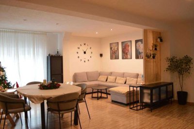 Kernsanierte 4 Zimmer-Wohnung in Niederstaufen-Sigmarszell