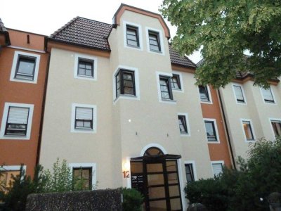 Herrliche 1,5-Zi-DG-Wohnung mit Dachterrasse und EBK, zentrumsnah in Freiburg
