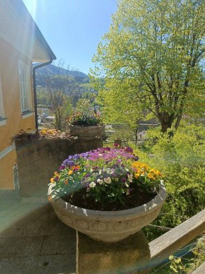 Villa mit zwei Wohneinheiten zu vermieten