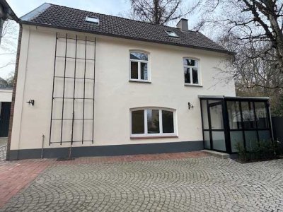 Charmantes Einfamilienhaus mit 3 Zi / Flensburgs zentraler Lage