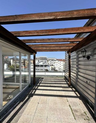Familienfreundliche Wohnung mit großer Dachterrasse 
im Herzen Stuttgarts