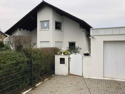 Tolles EinfamilienH.+EinliegerW+Praxis/Kanzlei oder zs. Apartment,Ingolstadt-Haunwöhr,provisionsfrei