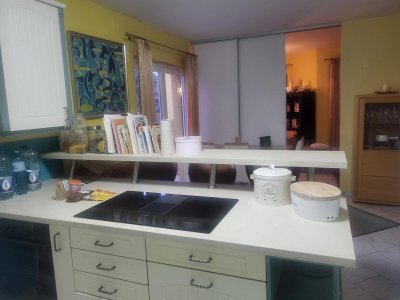 Wien, 14.: Kurzzeitvermietung SOFORT 3-Zi. m. Terrasse Einbaukü. U3 direkt Erker/Fußbodenhzg, Warmmiete, 80 qm