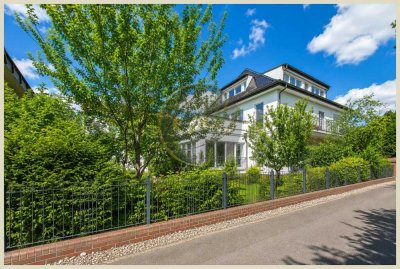 3-Familien-Haus mit Keller, großzügigem Garten, Saunabereich, Carport und Außenstellplätzen