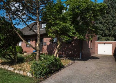 Reserviert - Einfamilienhaus mit Garage in Waldrandlage