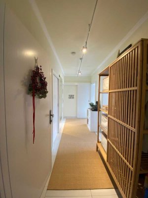 Hochwertig renovierte 3,5 Zimmer  Küche/Bad Wohnung in Innenstadtlage