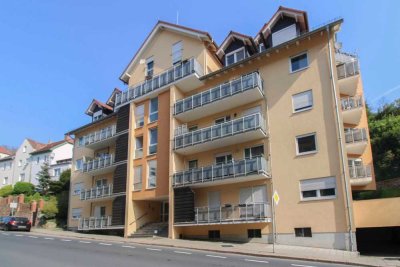 Renovierungsbedürftiges 2-Zimmer-Apartment mit Balkon und Tiefgaragenstellplatz in Meißen