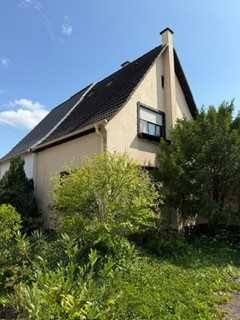EFH in sehr ruhiger Wohnlage mit erheblicher Ausbaureserve