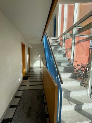Helle 3-Zimmer-Terrassenwohnung mit zwei Bädern in Frankfurt am Main