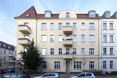 3-Zimmer-Altbauwohnung mit Balkon im Herzen von Potsdam Babelsberg
