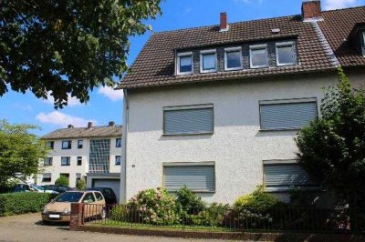 Attraktive 3-Zimmer-Wohnung mit Balkon und EBK in zentraler Lage von Schlebusch