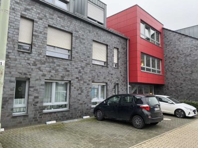 Helle, geräumige Wohnung mit Fußbodenheizung