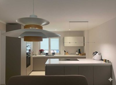 Großzügige 5,5-Zimmer-Wohnung mit Garten in Rosenheim Happing