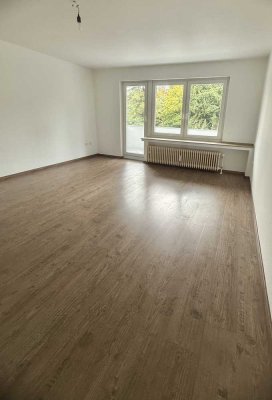 Attraktive 4-Zimmer Wohnung mit Balkon in Saarn