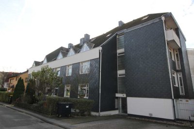 Duisburg- Neuemkamp, sanierungsbedürftige Wohnung über 2 Ebenen angelegt