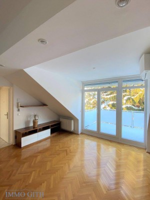 STILVOLL SANIERTE 3-ZIMMER-DACHGESCHOSSWOHNUNG MIT TERRASSE IN RUHELAGE DES 23. BEZIRKS – ZWEITBEZUG – PROVISIONSFREI ZU MIETEN!