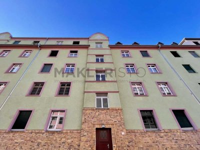 Zwei Balkone, Tageslichtbad & offene Küche: Moderne 2-Zimmer-Wohnung im sanierten Denkmal!