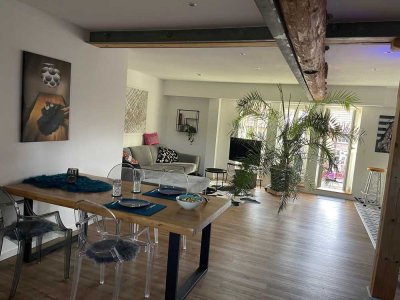 Helle 3 Zimmer Loftwohnung im Oldtimerparadies Boimstorf