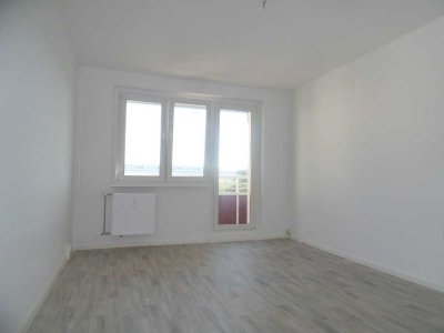 NACHMIETERSUCHE - 3 Zimmer mit Balkon