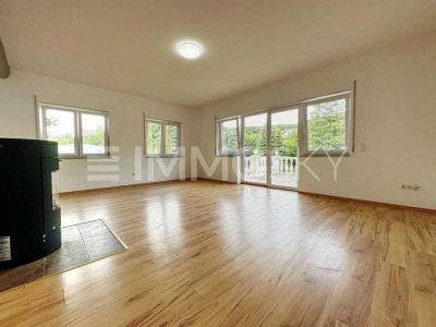 Traumhafte 4-Zimmer-Wohnung mit Garten und Balkon in Gladenbach!