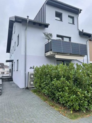 Moderne 3-Zimmer-Maisonette mit Südbalkon, Garage & Stellplatz – top gepflegt