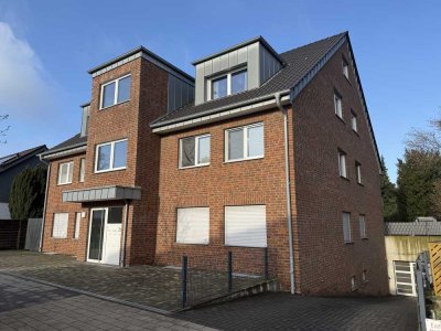 Duisburg-Baerl: Exklusive 4-Raum-Maisonette-Wohnung mit gehobener Innenausstattung mit Balkon