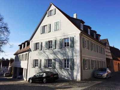 Schöne, helle 2,5-Zimmer-Wohnung in der Ortsmitte von Markt Einersheim zu vermieten