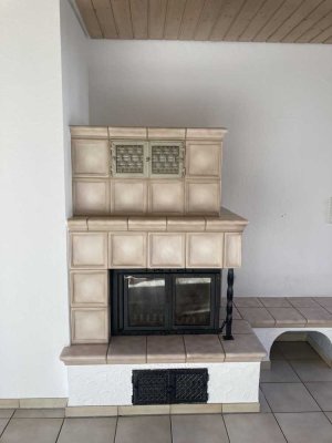 Geräumiges 5-Zimmer-Haus mit Garage in Frankfurt-Harheim