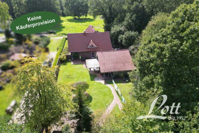 +++ Großzügiges Generationenwohnhaus in idyllischer Randlage von Augustfehn +++