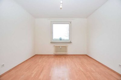 Kronshagen: Gepflegte 5-Zimmer-Eigentumswohnung auf der 4. Etage!