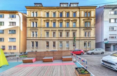*Stilvolle Altbauwohnung im Herzen von Stuttgart-West trifft auf modernen Wohnkomfort*