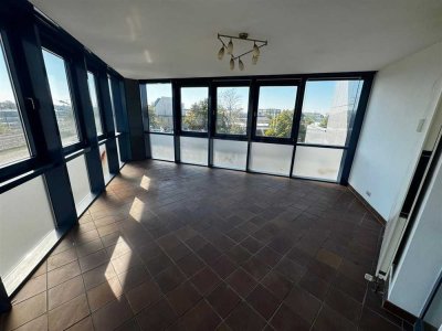 +++ Großzügige 2,5-Zimmer-Wohnung mit Wintergarten und Dachterrasse in Leipzig +++