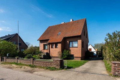 LENAU  - Modernisiertes Einfamilienhaus mit Traumgrundstück direkt am Naturschutzgebiet!