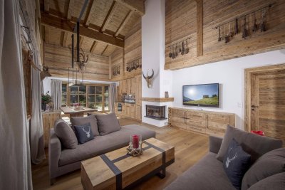 Alpines Chalet mit Freizeitwohnsitz in Alleinlage von Jochberg