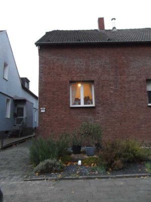 Zweifamilienhaus in guter Lage