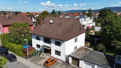 Großzügiges 3-Familienhaus in ruhiger Lage mit Ausbaupotenzial im DG +1 WE