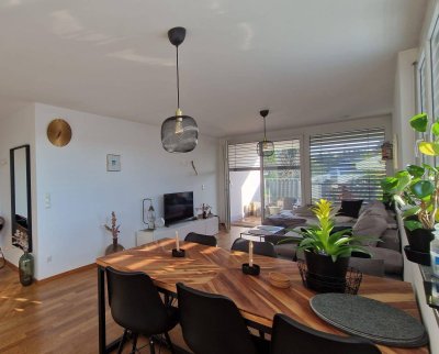 Moderne 2-Zimmer Wohnung mit Balkon und Carport