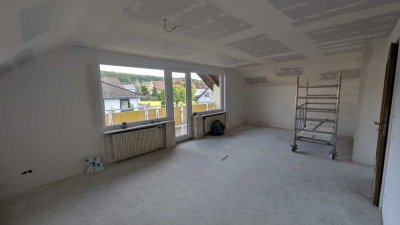 990 € - 89 m² - 2.0 Zi. derzeitige Renovierung