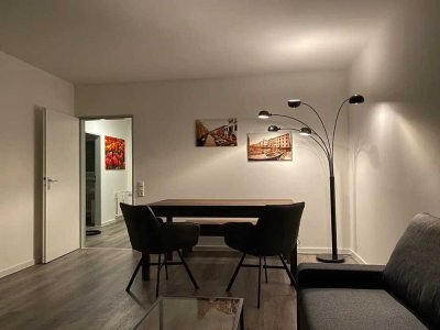 Ansprechende und vollständig renovierte 2-Zimmer-Wohnung mit Einbauküche in Dresden