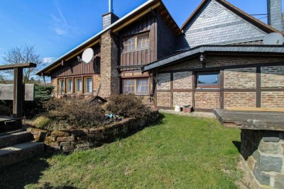 Charmantes freistehendes Einfamilienhaus mit Teich und großem Garten in Iserlohn-Kalthof