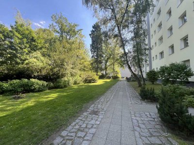 3 Z ETW, Kernsaniert, Bezugs/Provisionsfrei,Hochwertige Ausst.