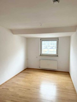 Helle 5,5-Zimmer Maisonette-Wohnung im 3. OG in Ulm-Weststadt