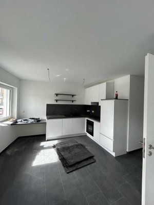 1 - Zimmer Wohnung mit Rheinblick