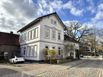 Charmantes Mehrfamilienhaus mit ca. 203 m² WF und ca. 74m² GF in Bremen