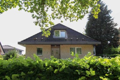 Wohnen, Vermieten, Investieren: Frei lieferbares MFH mit 3 Einheiten - flexible Nutzung möglich