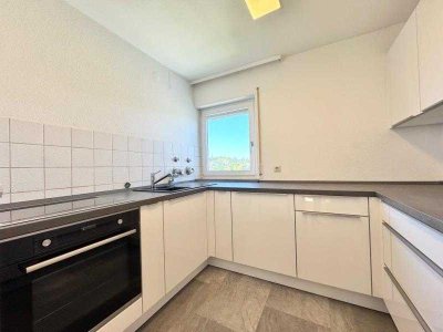 Erbpacht! Sofort beziehbar 2 Zimmer Wohnung mit Balkon + TG-Stellplatz!