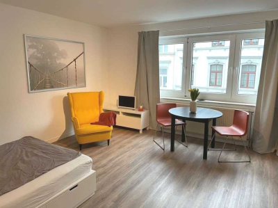 Lorettostraße: Möbliertes Apartment im Trendviertel Unterbilk