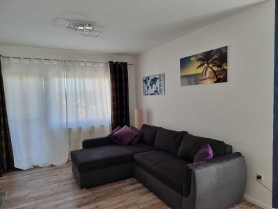 Schöne sanierte 3-Raum-Wohnung mit EBK und Balkon in Sulzfeld am Ortsrand